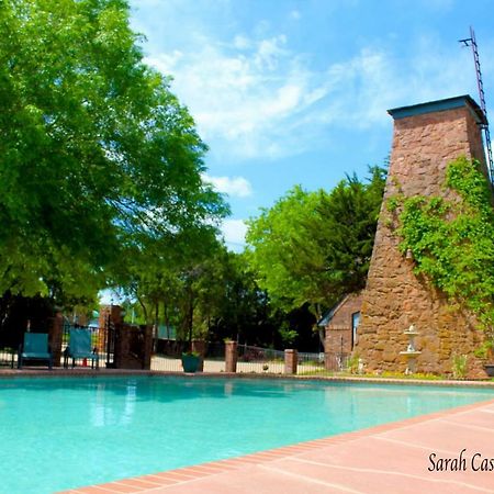 The Monastery At Forest Lake Oklahoma Stadt Exterior foto